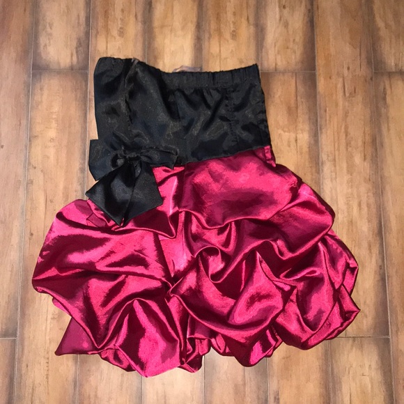 Speechless formal dress - Picture 2 of 3